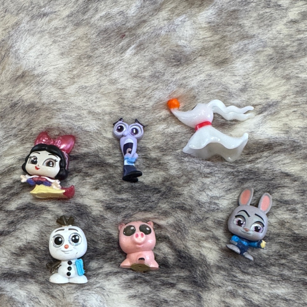 Disney Doorables Lot - Assorted Colors